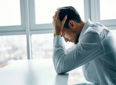 Deprese: Proč je důležité rozlišit smutek od diagnostikovaného onemocnění - Nympharm