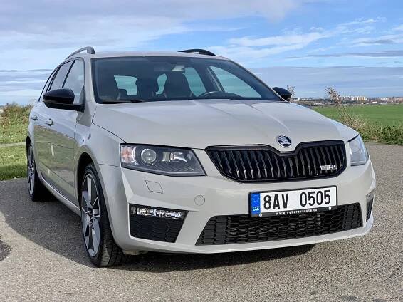 Škoda Octavia RS Combi 2.0 TDi 135 kW DSG - Výběrová auta