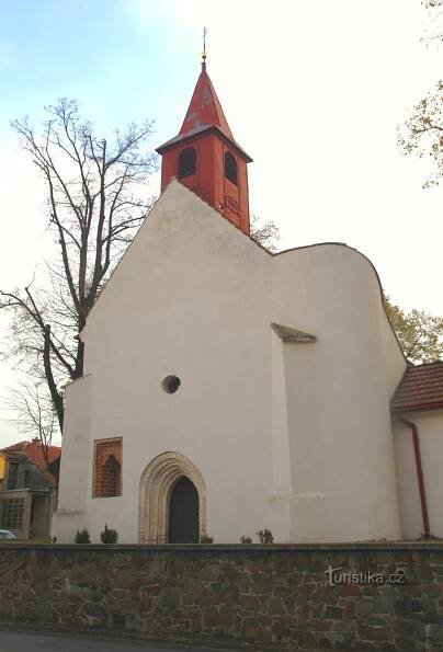 Nebovidy - kostel sv. Kříže - Kostel