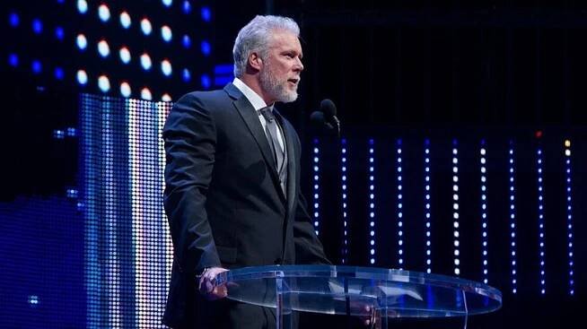 Kevin Nash makes a speech after his induction into the WWE Hall of Fame