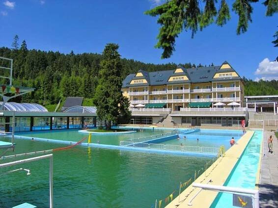 Letní termální koupaliště Izabela, Vyšné Ružbachy - Travelguide.sk