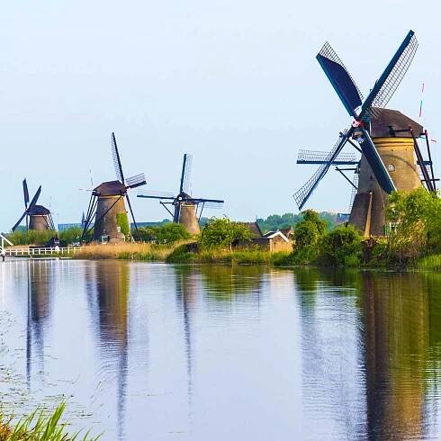 Kinderdijk - Dutch Mill Beauty - Public Transport Holland Shop