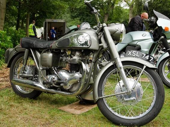 Norton Model 88 Dominator