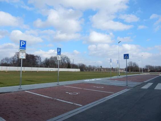 Nový terminál Letiště Pardubice odbavil první cestující | Letecká doprava | IZDoprava.cz