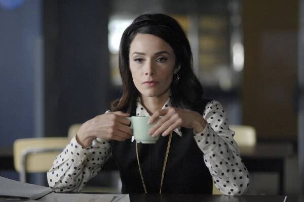 Timeless - Space Race - Z filmu - Abigail Spencer