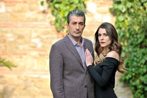 Vyměněné osudy - Promo - Erkan Petekkaya, Ebru Özkan Saban