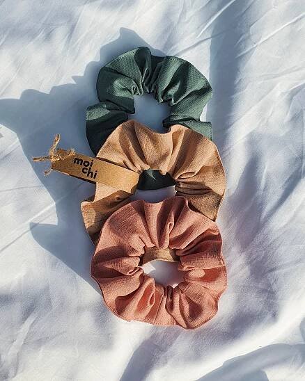 Moichi scrunchie
