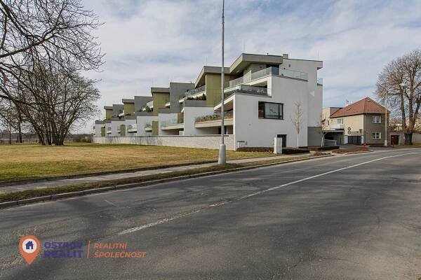 Prodej, byt 1 + kk, 35 m² + terasa 20 m², Lazecká ul., Olomouc