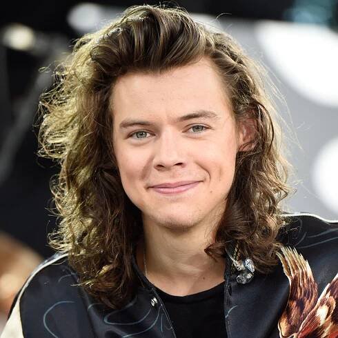 Harry Styles Played Sick on the One Direction Episode of “iCarly”