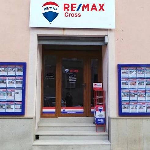 Realitní kancelář RE/MAX Cross -, Plzeň