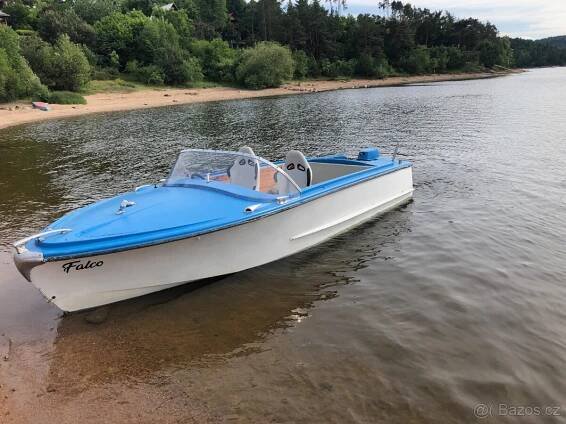 Motorový člun 5,5 metrů + 5 HP Yamaha - Beroun
