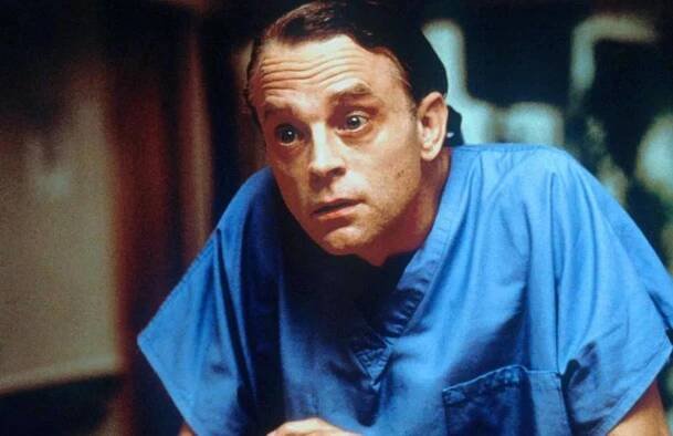 Potomek vetřelce - Z filmu - Brad Dourif
