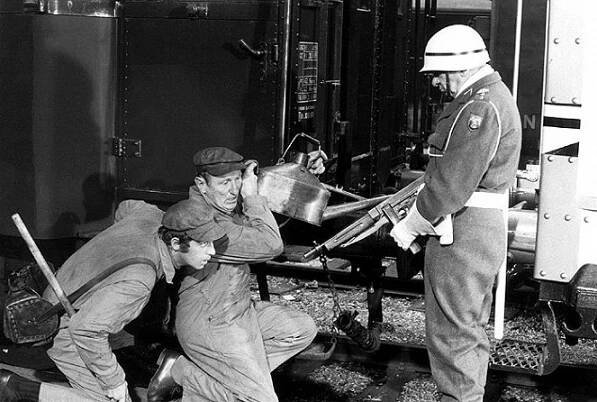 Velký šéf - Z filmu - Jean-Paul Belmondo, Bourvil, Robert Dalban