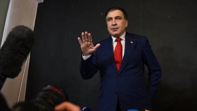 V ukrajinském parlamentu podle všeho není dost hlasů pro Saakašviliho
