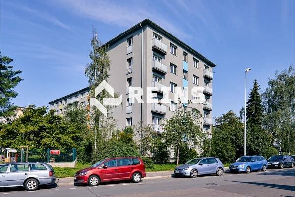 Prodej nemovitosti Praha - Žížkov - Nabízíme byt 2+1, o celkové výměře 53 m2