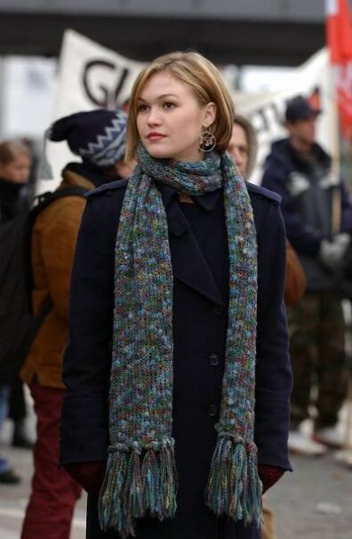Julia Stiles in Bournův mýtus (2004)