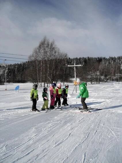 Ski areál Železná Ruda - Špičák - ubytování, počasí, online webkamera, otevírací doba, akce