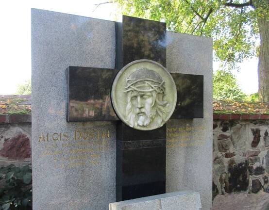 Alois Dostál – Uvaly.cz :: nezávislý infoservis | prodej nemovitostí v Úvalech