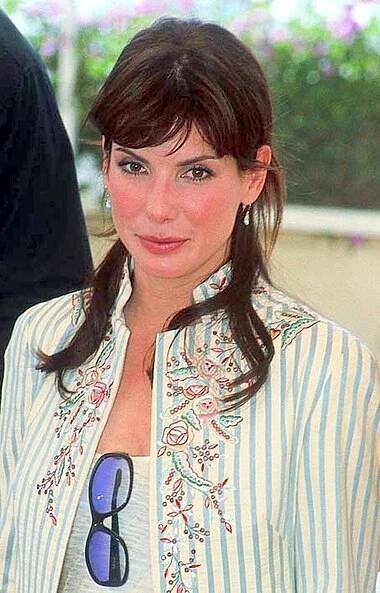 Súbor:Sandra Bullock(cannesPhotoCall).jpg