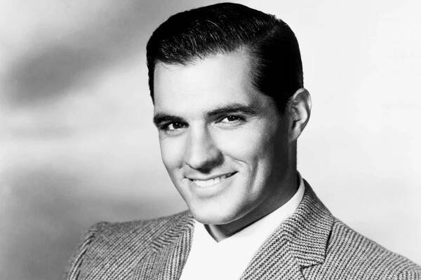 'Psycho,' 'Imitation of Life' actor John Gavin dies at 86