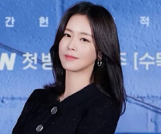 Kyung Soo-jin Biography - Facts, Childhood, Family & Achievements of South Korean Actress