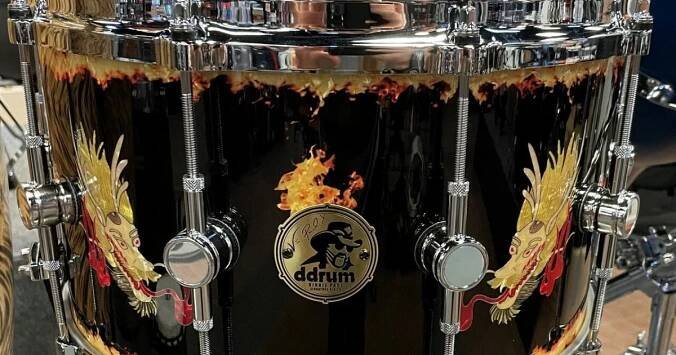 Vzpomínkový snare ddrum Vinnie Paul