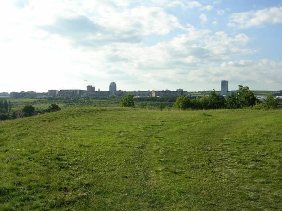 Soubor:Nové Butovice, od hradiště Butovice.jpg