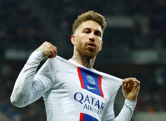 Paris Saint-Germain opouští další hvězda. Po Messim končí i Sergio Ramos