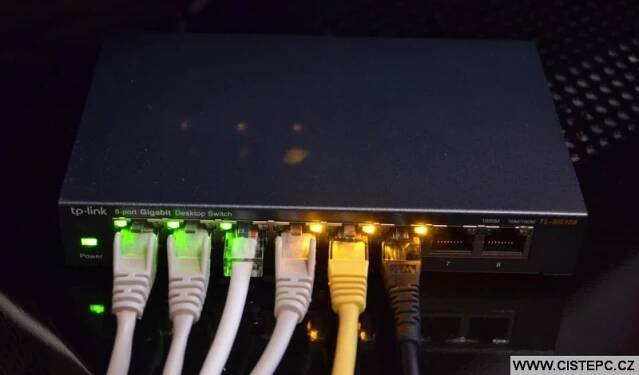 switch tp-link tl-sg108 4