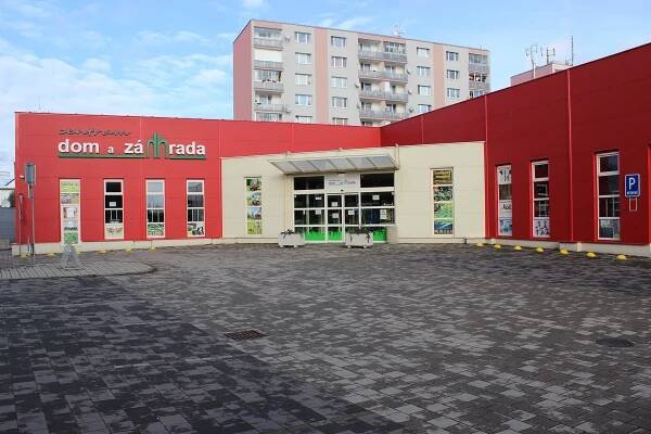 Centrum Dom a Záhrada - Piešťany 