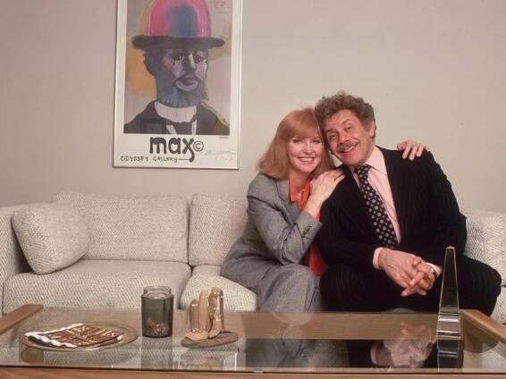 5 Essential Movies and TV Shows to Remember Jerry Stiller