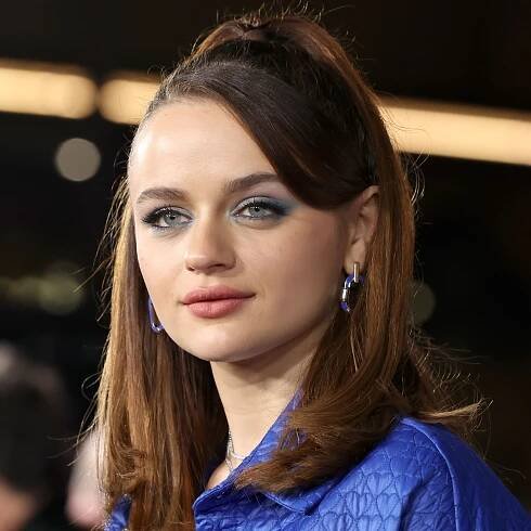 Joey King Stuns at the “Moonfall” Premiere Wearing All-Blue Outfit, Accessories & Makeup — See Photos