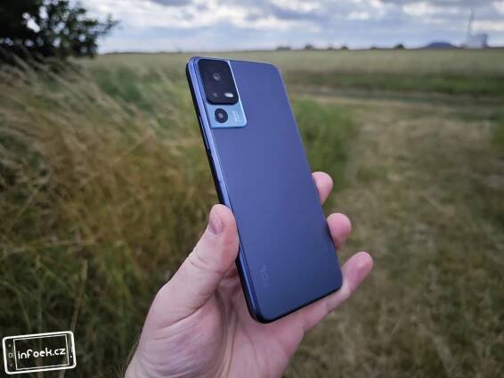 RECENZE: TCL 40 SE – pod 4 500 Kč nabízí stereo, 6/256 GB a NFC – Infoek.cz