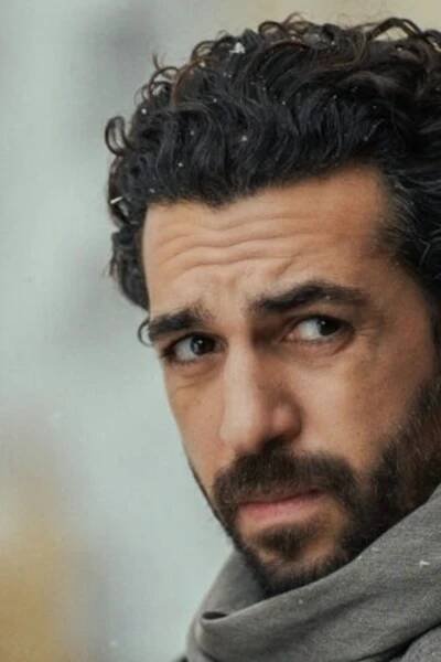 Elyas M'Barek verkörpert in 