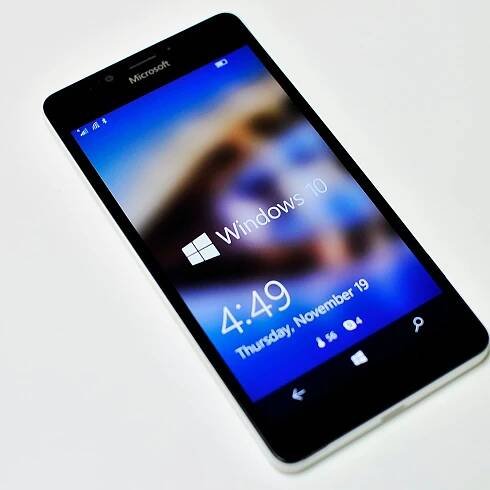 Windows 10 Mobile build 10586.107 hits public release for Lumia 950, 950 XL and 550