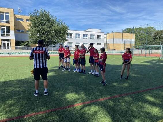 8. třídy na turnaji ve flag footballu - Německá škola v Praze