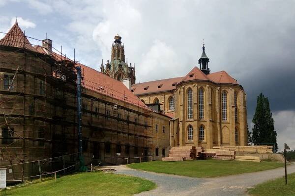 File:Kladruby Monastery 31.jpg