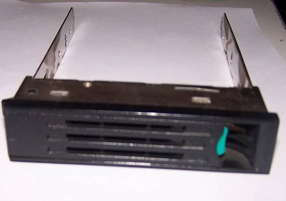 Server - rámeček pro HDD 3,5