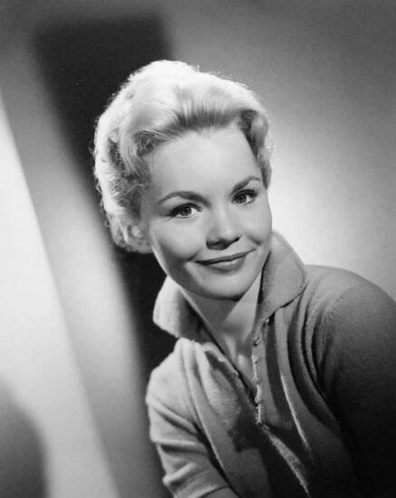 Soubor:Tuesday Weld circa 1960.JPG