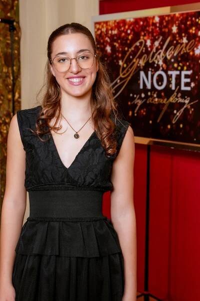 Ester Ferrario - Goldene Note 2025 by Leona König - Promo
