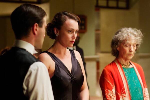 Vyšší a nižší společnost - Z filmu - Keeley Hawes, Eileen Atkins