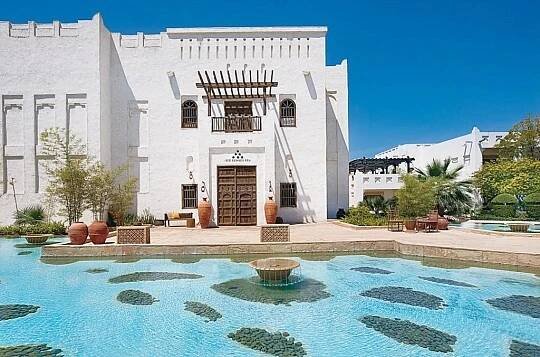 Sharq Village and Spa by Ritz-Carlton (2)