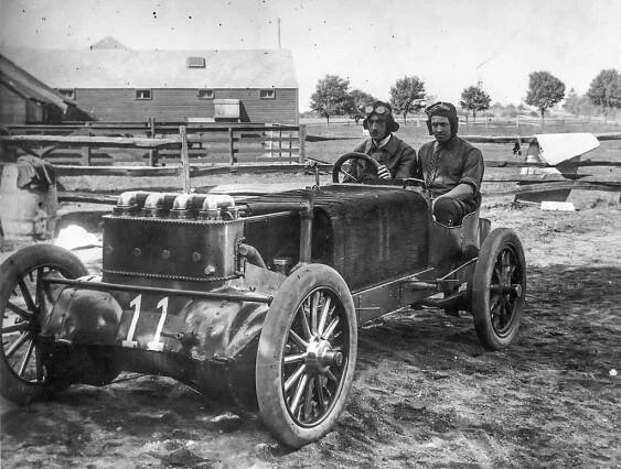 Content christie 1905 racer and robertson