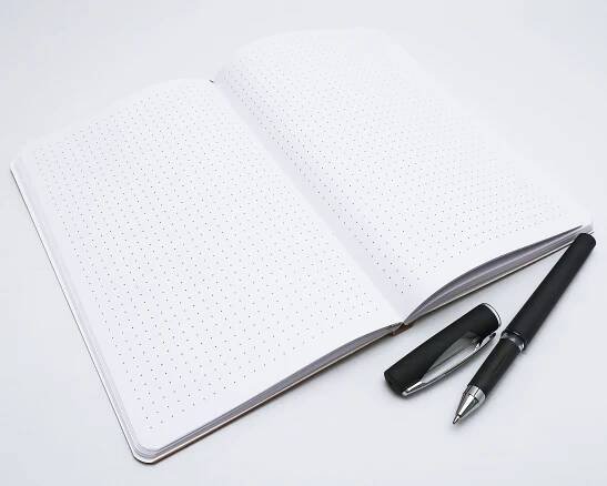 Baloušek Tisk Notes tečkovaný A5 kraft slon