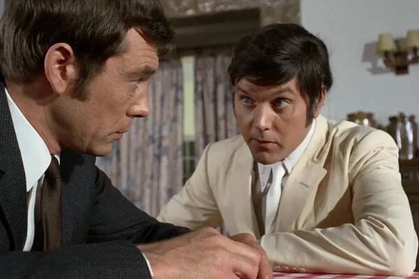 Mike Pratt, Kenneth Cope