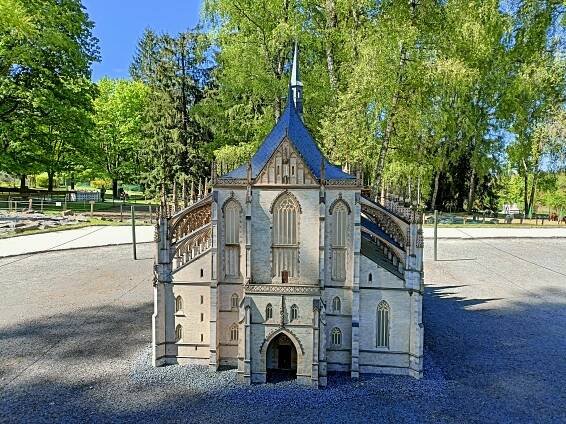 Asociace rodičů a přátel postižených dětí, Žďár nad Sázavou || Klub "Úsměv"
