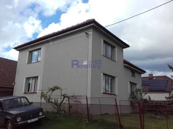 Pronájem rodinného domu 160 m², pozemek 750 m², Dobřenice