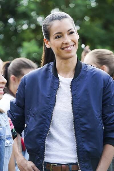 Zbrojnice - Svět podle Tiffany - Z filmu - Stephanie Sigman