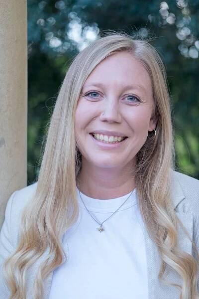 Dr Lisa Berry-Waite | Historian of Women & Politics