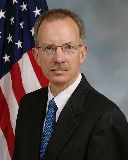 DR. L. WAYNE BRASURE